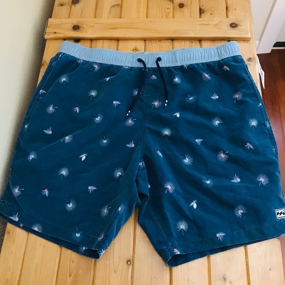 Billabong Men’s Sunday Layback Board Shorts XL